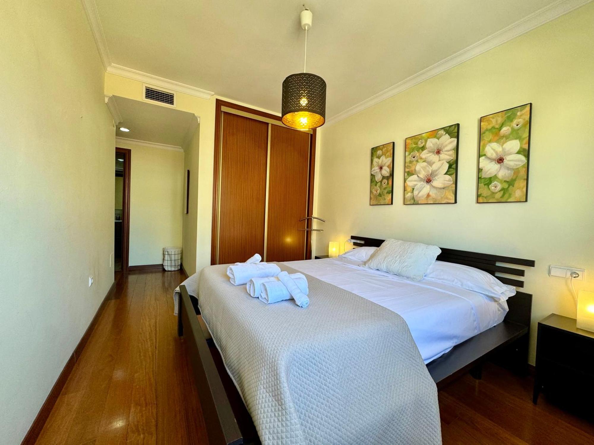 Appartement Lujoso Piso Centro Aparcamiento Privado, Terraza & Ac à Málaga Extérieur photo